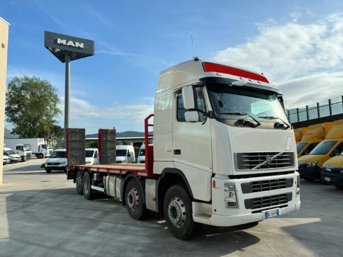 VOLVO FH 440 8X2 CARRELLONE - immagine 2
